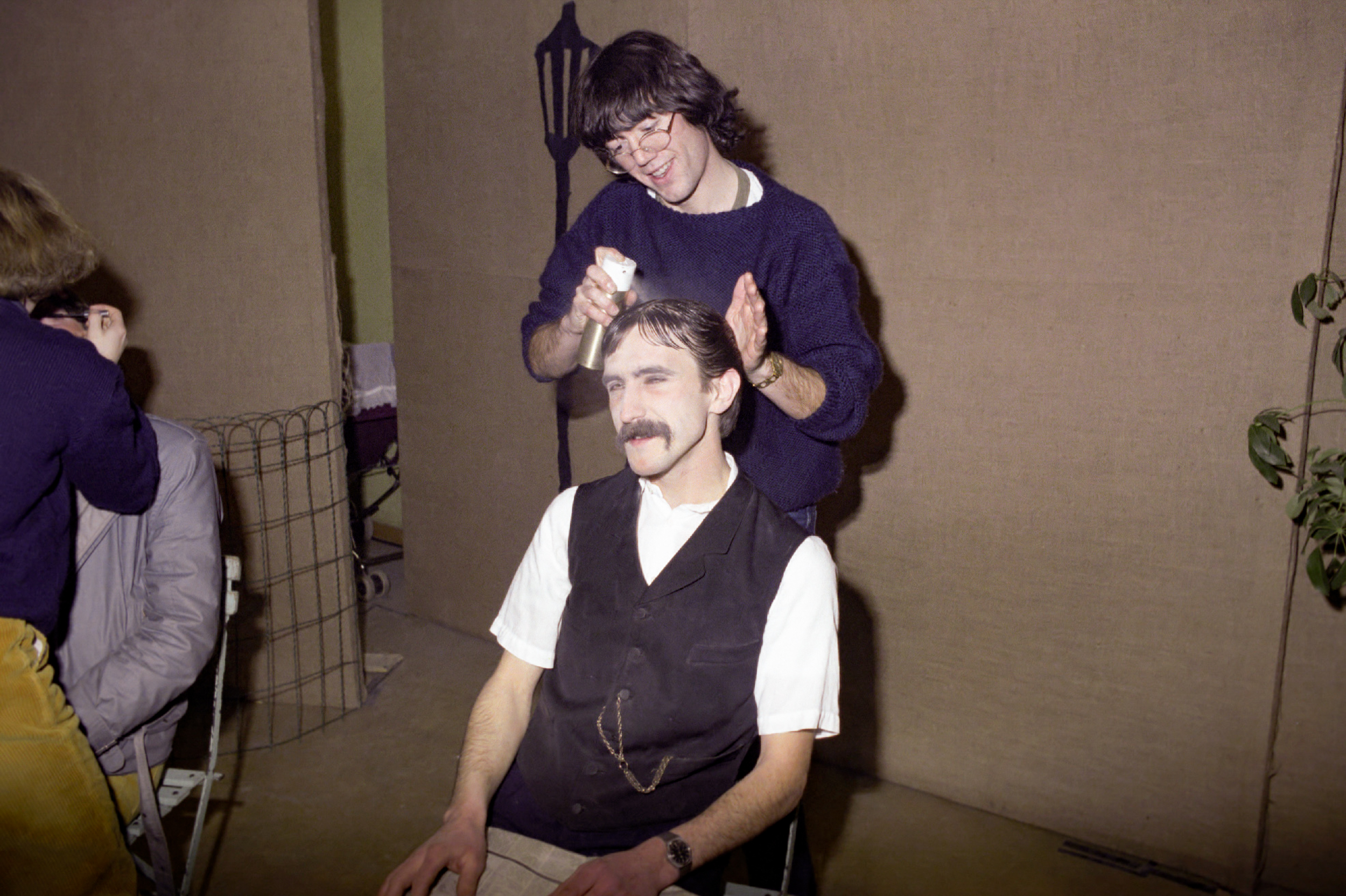 Le Bal des Voleurs de Jean Anouille. Mise en scène Emile Sanchis. Atelier théâtre du Chantou. Janvier 1984
