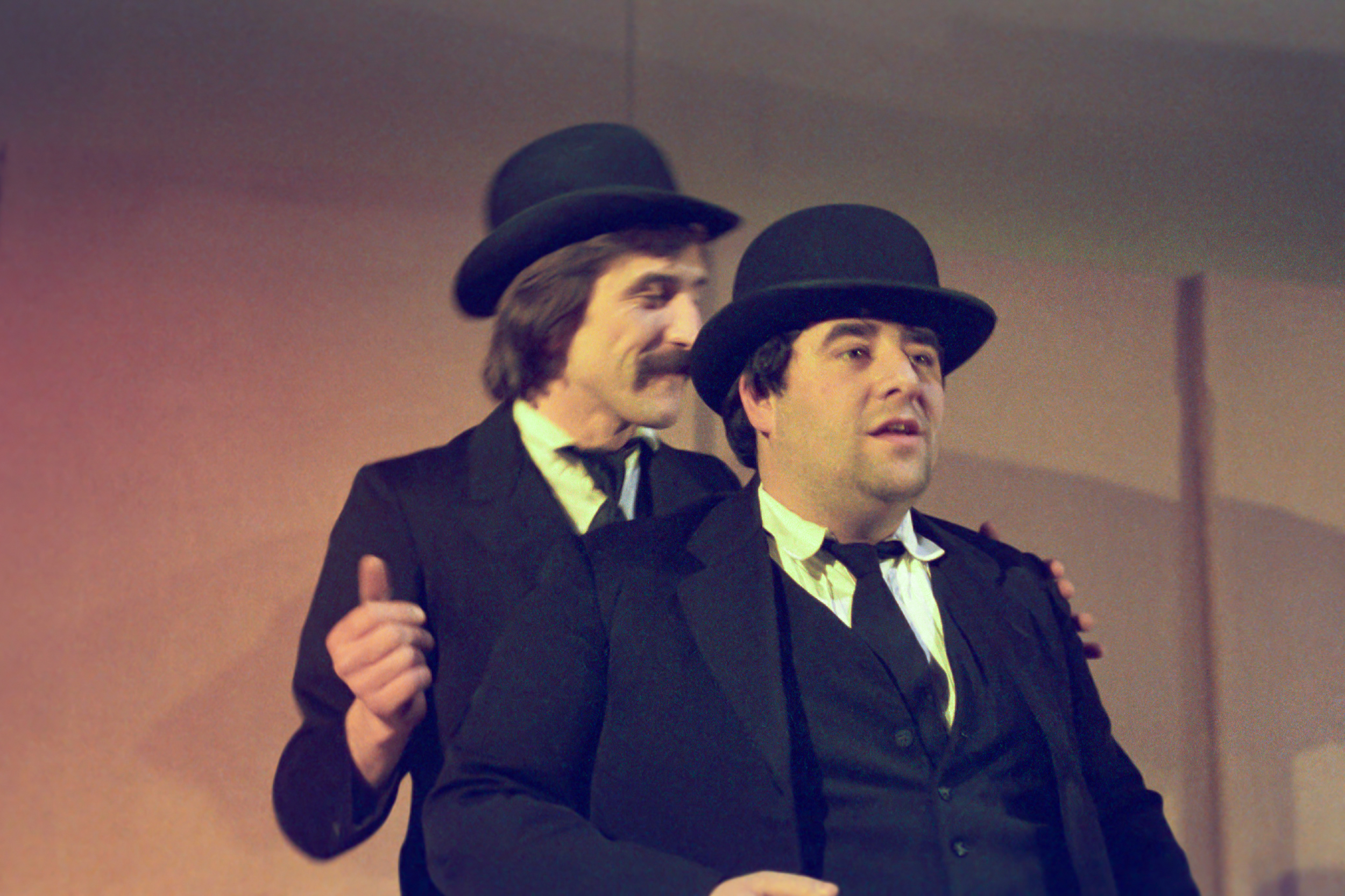 Le Bal des Voleurs de Jean Anouille. Mise en scène Emile Sanchis. Atelier théâtre du Chantou. Janvier 1984